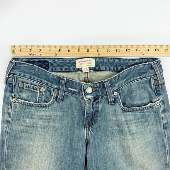 Abercrombie & Fitch Vintage Women's Flare Light Wash Low Rise Jeans Size 4R - Picture 13 of 16